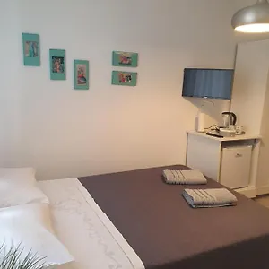 Miriam , Zadar Croacia